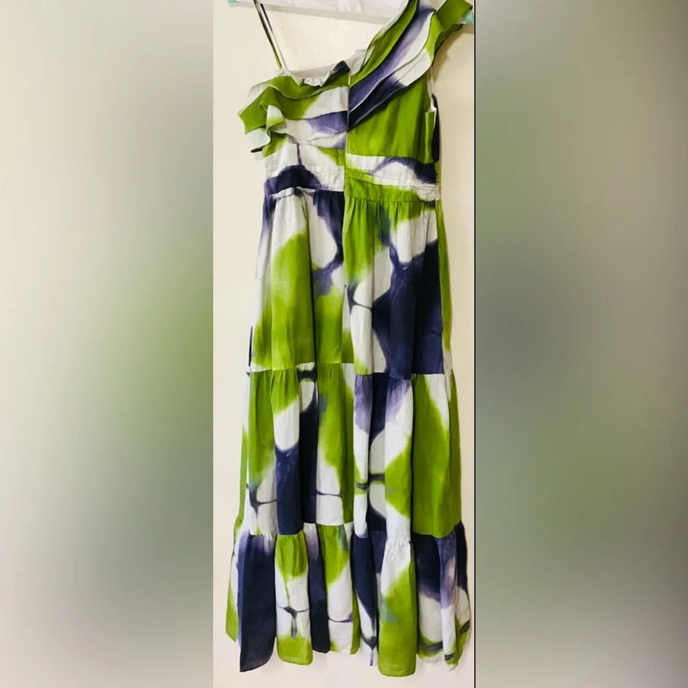 Busayo Collective Ruffle maxi dress patterned in Green and Blue tie-dye. Size 6 - Picture 2 of 10